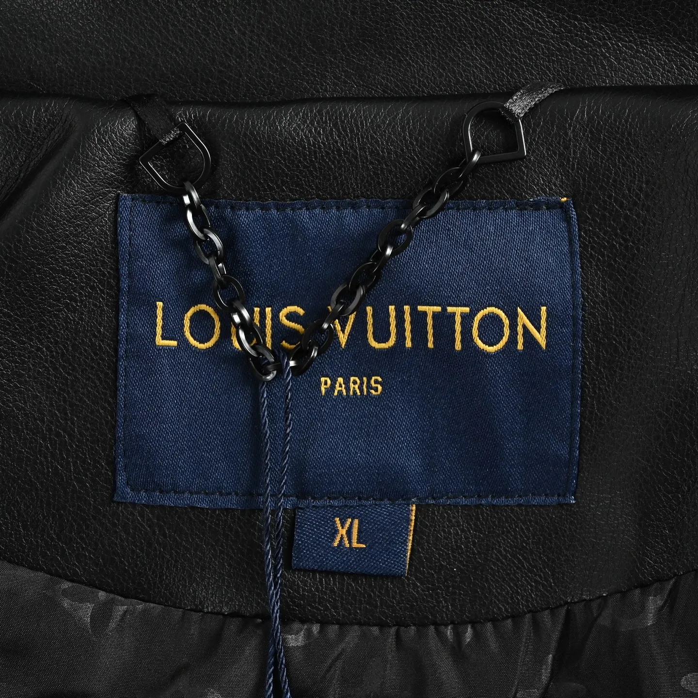 Louis Vuitton Louis Vuitton three-flower embroidered logo lapel leather jacket